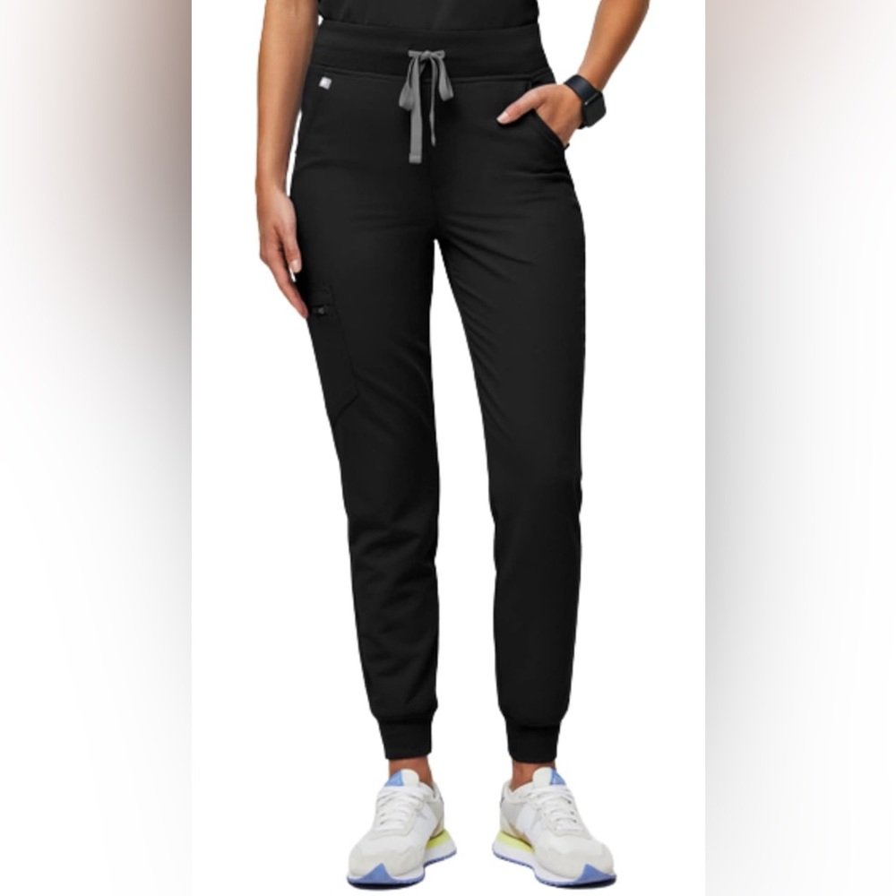 FIGS Zamora high waisted jogger scrubs